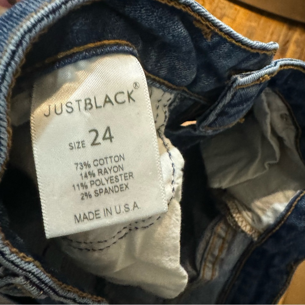 JBD Low Rise Jeans - Picture 7 of 9